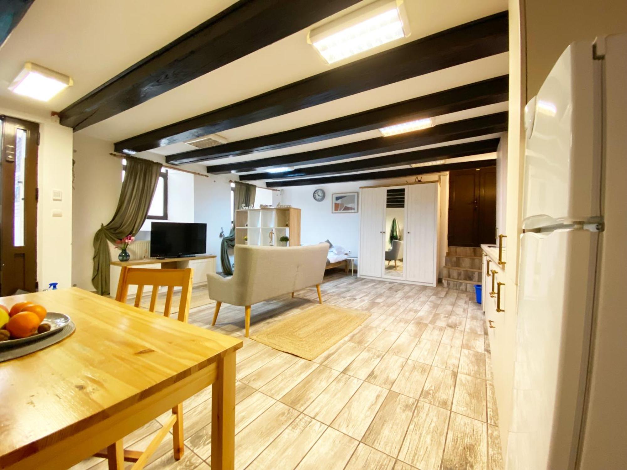 Piata Sfatului Brassai Plus - Annastasia'S Studio Brašov Exteriér fotografie